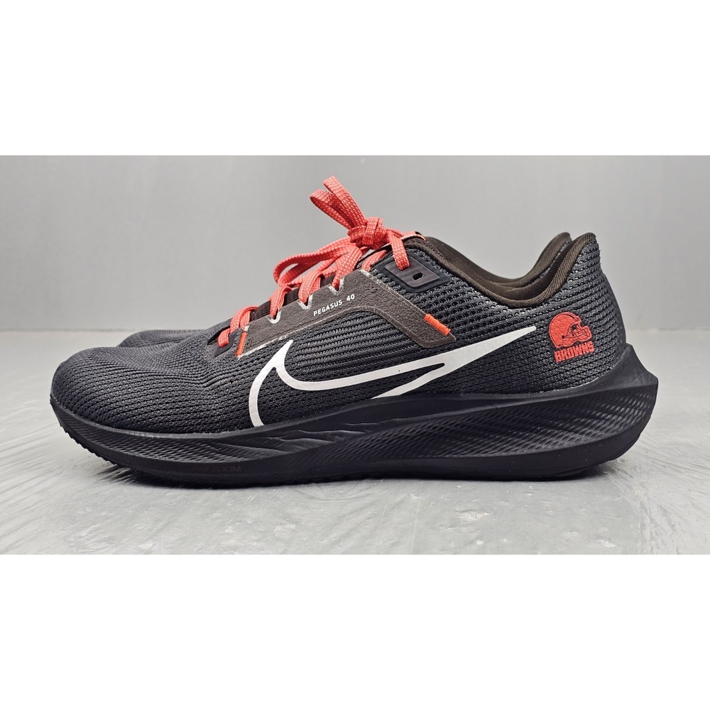 Nike Zoom Pegasus 40 NFL Cleveland Browns Sneakers Mens 11.5 Shoes DZ5950-001